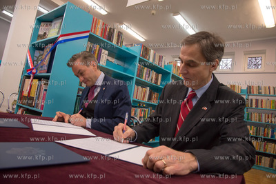Miejska Bibliotece Publiczna w S  upsku. Ambasador...