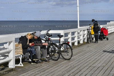 Sopot. Astronomiczna wiosna w Sopocie. 20.03.2021 fot....