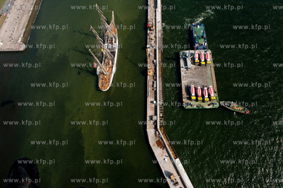 Tall Ships' Races 2009 w Gdyni z lotu ptaka. Zlot Wielkich...