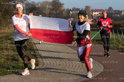 Biało-czerwony parkrun na terenie Parku Kulturowego...