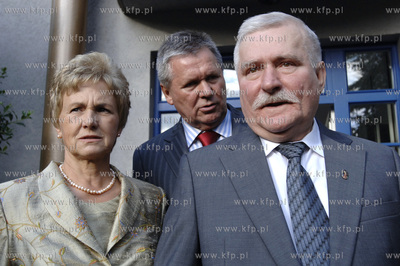 Gdansk, ul. Polanki - uroczystosc imienin Lecha i Danuty...