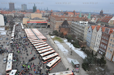 Targ Weglowy w Gdansku - prezentacja nowych autobusow...