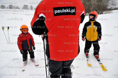 Stok narciarski w Przywidzu na Kaszubach. Na miejscu...