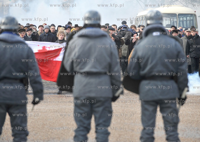 Realizacja filmu Czarny Czwartek na rogu ul. 10 Lutego...