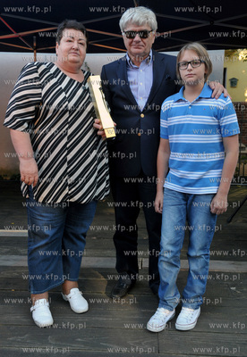 Festyn i akcja charytatywna Zeszyt dla ucznia zorganizowany...