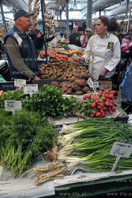 Promocja i nietypowa konferencja prasowa promujaca...