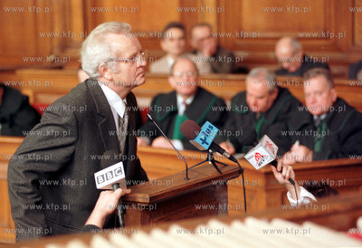 Proces Grudnia70 - Sad Wojewodzki w Gdansku Zeznaje...