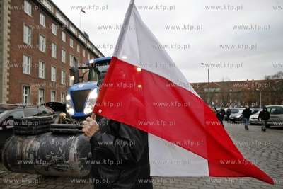 Protest pomorskich rolnikow w Gdansku pod haslem Aby...