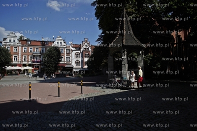 Sopot. Ul. Bohaterow Monte Cassino. Nz. kapliczka przy...