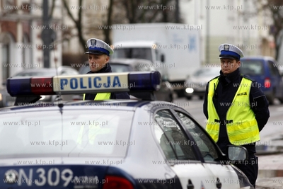 Kontrola policjantow ruchu drogowego stanu trzezwosci...