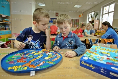 Zajęcia w zerówce w szkole podstawowej w Trzepowie...