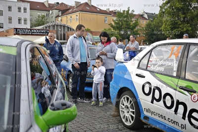 Gdańsk. Targ Węglowy. Start honorowy do XII Rajdu...