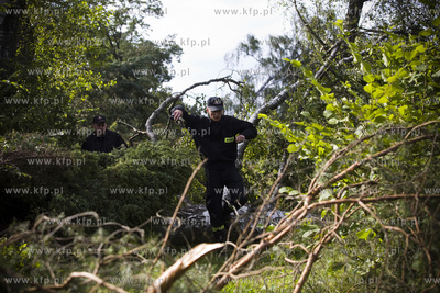 Skutki nawałnicy, która z piątku na sobotę przeszła...