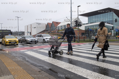 Gdańsk. Otwarcie nowego przejścia naziemnego na wysokości...