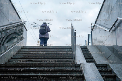 Po przerwie ponownie zostały otwarte wejcia na przystanki...