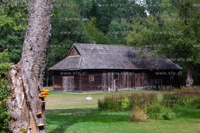 Białowieski Park Narodowy. Leśniczówka "Dziedzinka"...