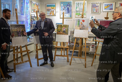 Prezentcja kalendarza fundacji EMANDI Tak warto żyć...