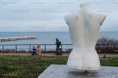 Tajemnicza instalacja przy Promenadzie Królowej Marysieńki...