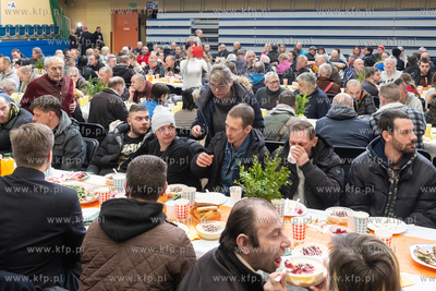 Hala 100-lecia Sopotu. Wielkanocne śniadanie dla potrzebujących....