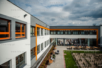 Gdansk. Kokoszki. Dzien otwarty nowo powstalej Pozytywnej...