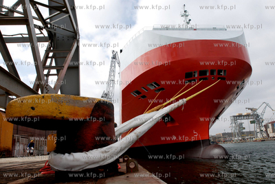 Chrzest samochodowca ro-ro Tarifa zbudowanego przez...