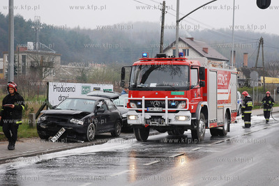 Rumia. Droga Krajowa nr 6. Ok. godz. 8. rano na wysokosci...