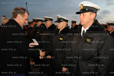 Port Wojenny w Gdyni. Powitanie fregaty rakietowej...