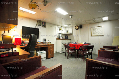 Zatoka Gdanska. Okret Marynarki Wojennej USA, USS RAMAGE...