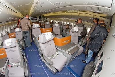 Lotnisko im. Lecha Walesy w Gdansku - Rebiechowo. Wnetrze...