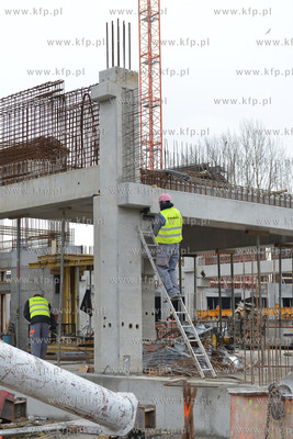 Gdynia. Na terenie sasiadujacym z apartamentowcem Sea...