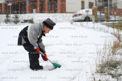 Pierwszy porzadny snieg w Gdansku. Dzieciaki dlugo...