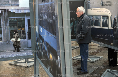 Gdańsk, Dług Targ. Wystawa plenerowa 13/12. Codzienność...