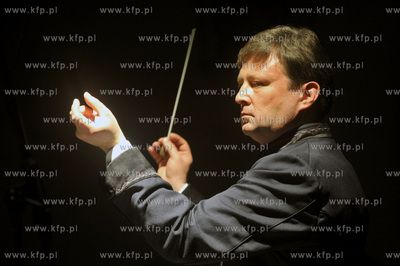 Koncert koled w wykonaniu zespolu Mazowsze w kosciele...