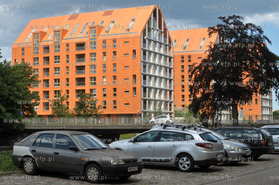 Gdansk Dolne Miasto. Apartamenty Aura  na wyspie Spichrzow....