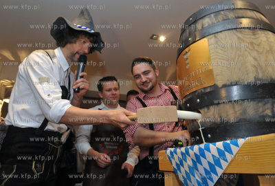 Swoeto piwa Oktoberfest 2013 w Brovarni Gdansk nalezacej...
