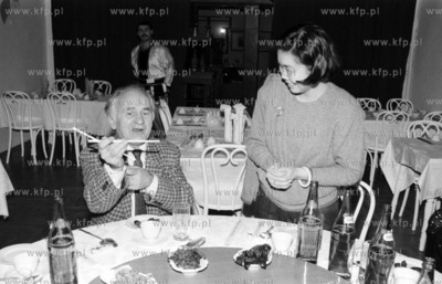 Otwarcie i prezentacja dla dziennikarzy chinskiej restauracji...