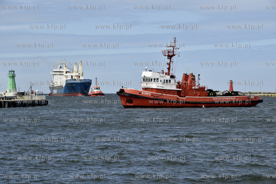 Gdańsk. Nowy Port.  Martwa Wisła. Kanał portowy...