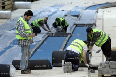 Sopot. Przygotowania hali Ergo Arena do organizacji...