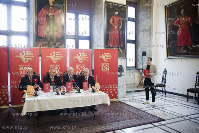 Ratusz Głównomiejski. Konferencja prasowa inauguracja...