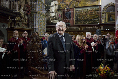 Gdańsk. Dwór Artusa. Uroczysta sesja Rady Miasta....