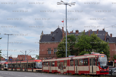 Kolizja tramwajów przy Dworcu PKP w Gdańsku. Zderzenie...