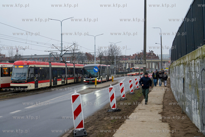 Przystanek SKM Stocznia otwarty po remoncie. Tymczasowe...