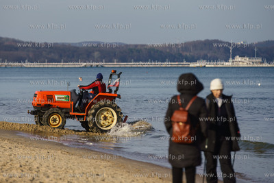Plaża w Sopocie.13.02.2022 / fot. Anna Rezulak / KFP