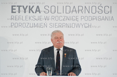 Gdansk. Dwor Artusa. Spotkanie pt Etyka solidarnosci...