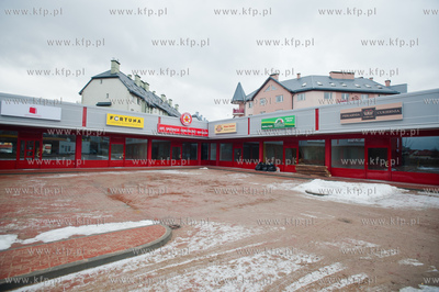 Gdansk. Orunia. Czerwona Torebka - siec pasazy handlowych...