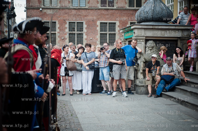Gdansk. Zlot Zaglowcow Baltic Sail Gdansk 2013. Przemarsz...