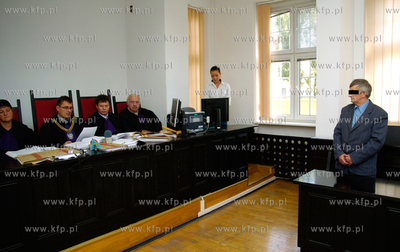 Slupsk

Przed Sadem Okregowym w Slupsku zakonczyl...