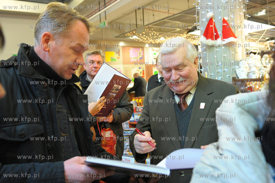 CH Manhattan w Gdansku - Wrzeszczu. Premiera polaczona...