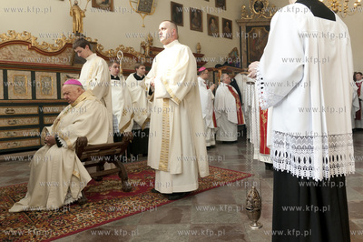 Wielki Czwartek, Msza Krzyzma w katedrze pelplinskiej...