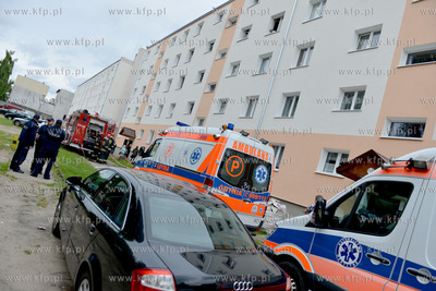 Pozar mieszkania polozonego na parterze budynku na...